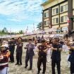 Polisi Cilik Binaan Kapolres Lutim berhasil menghibur di HUT Bhayangkara Ke-79 Polres Luwu Timur. Kapolres dan Pejabat Forkopimda ikut berjoget, Selasa, (01/07/25).