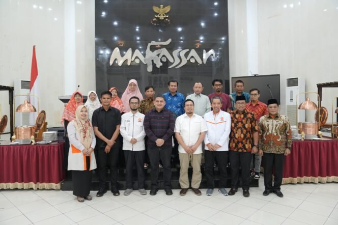 
					Walikota Makassar Munafri Arifuddin terima kunjungan pengurus PKS Sulsel dan Makassar. 
