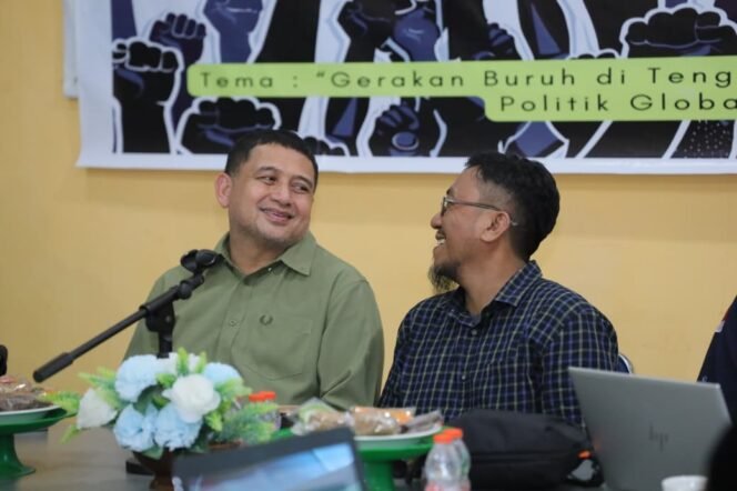 
					Wali Kota Makassar, Munafri Arifuddin, saat menghadiri Rakerwil KSBI Sulsel, Minggu, (18/10/2025)