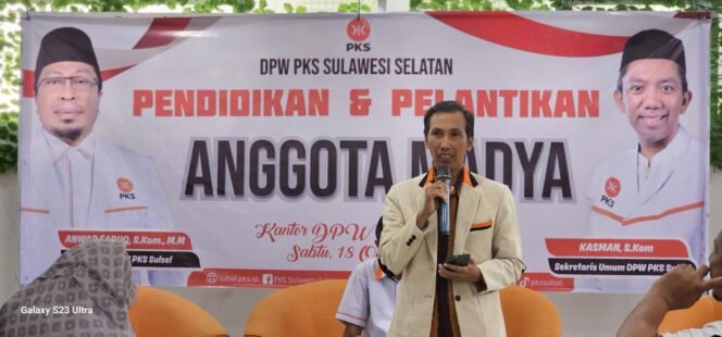 
					DPW PKS Sulsel mengglar pendidikan dan pelantikan Anggota Madya