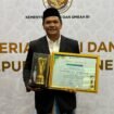 Bpati Bantaeng, M Fathul Fauzy Nurdin, usai menerima penghargaan dalam Pesantren Award Kemenag RI.