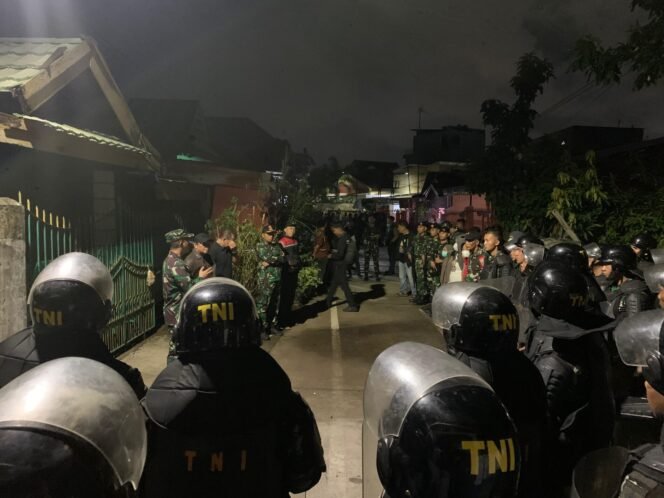 
					Batalyon Kavaleri Turun Tangan Amankan Perang di Sapiria