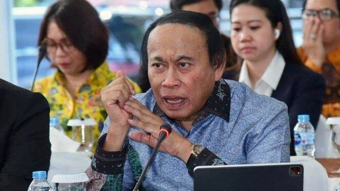 
					Muhidin Gantikan Taufan Pawe Sebagai Ketua Golkar Sulsel