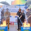 Jutaan batang rokok ilegal dimusnahkan dengan cara dibakar 