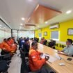 Jakam melakukan dialog di Port Balantang bersama Eskternal PT Vale dan Tim Operasional PT PST, Kamis, 15 Januari 2026.