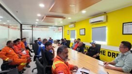 Jakam melakukan dialog di Port Balantang bersama Eskternal PT Vale dan Tim Operasional PT PST, Kamis, 15 Januari 2026.