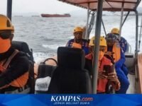 Ilustrasi operasi pencarian di perairan Selat Sunda