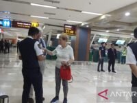 Bandara Sultan Hasanuddin Makassar terdampak erupsi Gunung Anak Krakatau