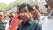 Guruh Soekarnoputra Meninggal Dunia di Usia 73 Tahun, PDIP Kibarkan Bendera Setengah Tiang