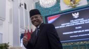 Presiden Prabowo Subianto melantik Suahasil Nazara sebagai Menteri Keuangan