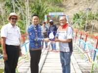 Peresmian Jembatan Gantung Desa Kaluppini di Kabupaten Enrekang