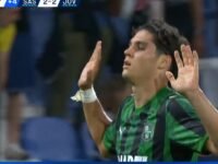 Selebrasi pemain Sassuolo usai mengalahkan Juventus 3-2 di Mapei Stadium