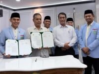 Penandatanganan kerja sama Kementan dan BKPRMI soal penanaman kelapa berbasis masjid