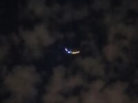 Misteri Cahaya Berkedip di Langit Teheran Picu Spekulasi Drone hingga UFO