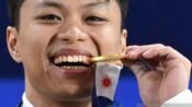 Rahmat Erwin Abdullah Sabet Emas Kelas 75 Kg Asian Games 2026, Dua Rekor Dunia Terpecahkan