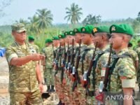 Prabowo Lantik Jenderal Tandyo Budi Revita Jadi KSAD, Maruli Wakil Panglima